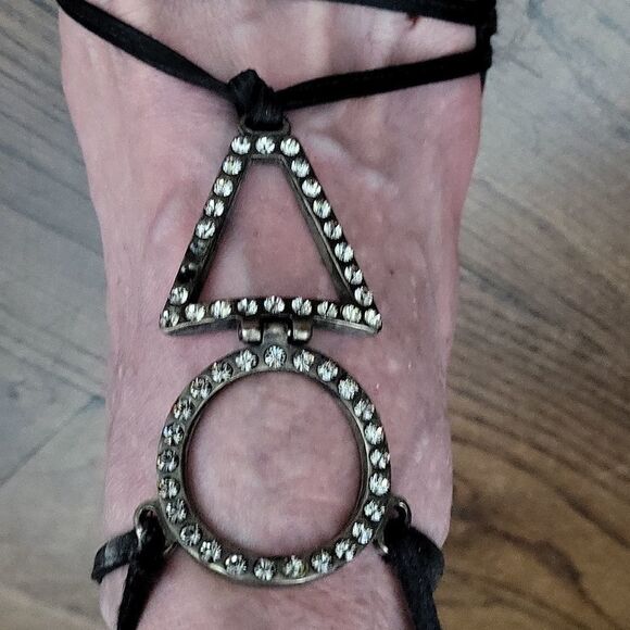 Stuart Weitzman Black Sandals Size 8 - Picture 5 of 6